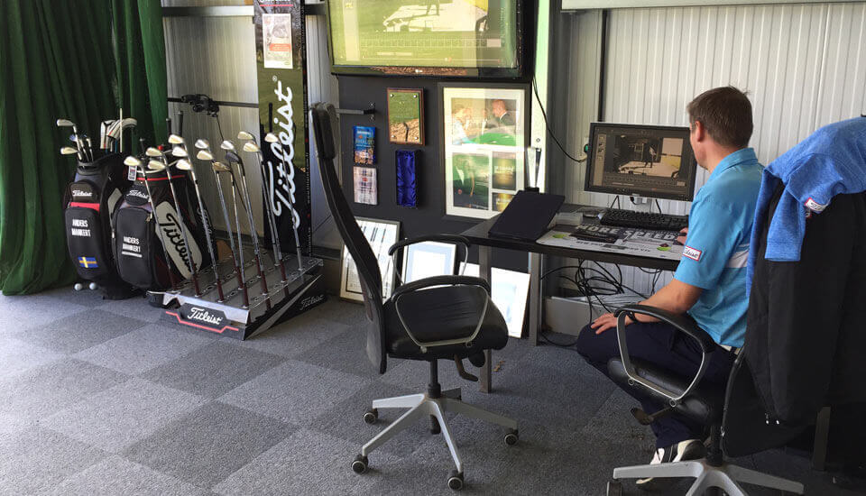 Clubs and technology equipment in the studio